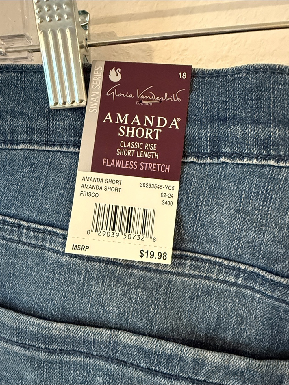 Gloria Vanderbilt Amanda slimming shorts 18 - Picture 5 of 5